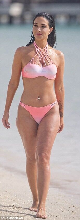 Free porn pics of Tulisa Contostavlos in bikini 14 of 23 pics