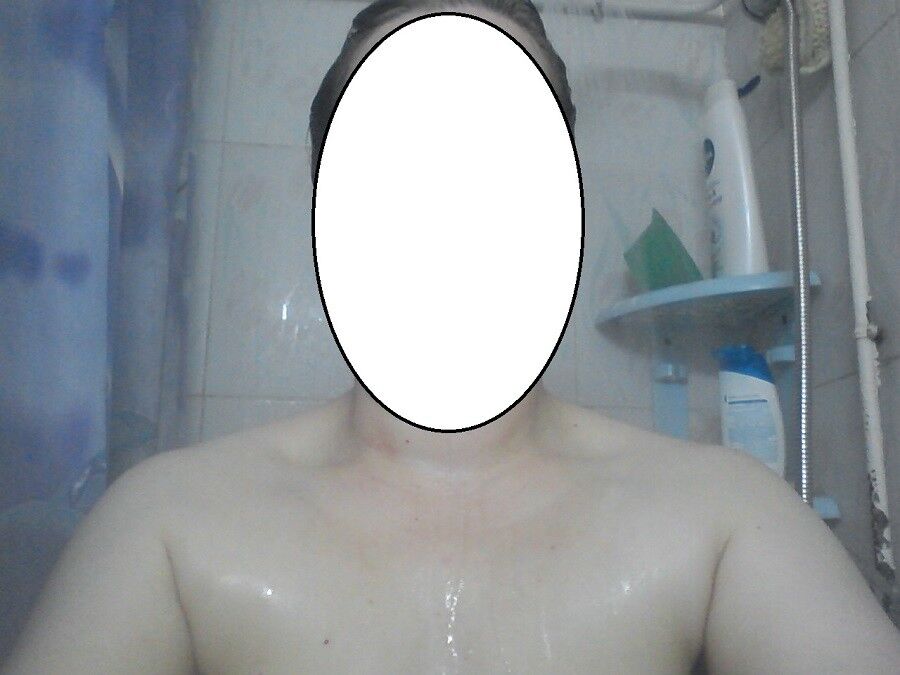 Free porn pics of me, under shower 2 of 5 pics