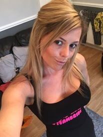 Free porn pics of Dawn the dumb little silicon whore from Brierfield for BBC and p 12 of 31 pics