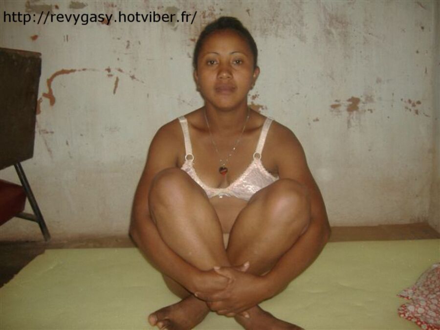 Free porn pics of jeune milf malgache baise comme une salope 3 of 20 pics