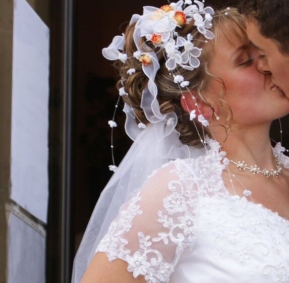 Free porn pics of Bridal kiss 1 of 28 pics