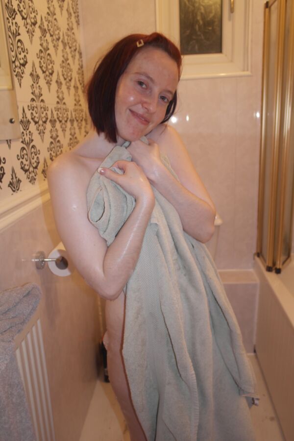 Free porn pics of Just out of the bath 3 of 24 pics