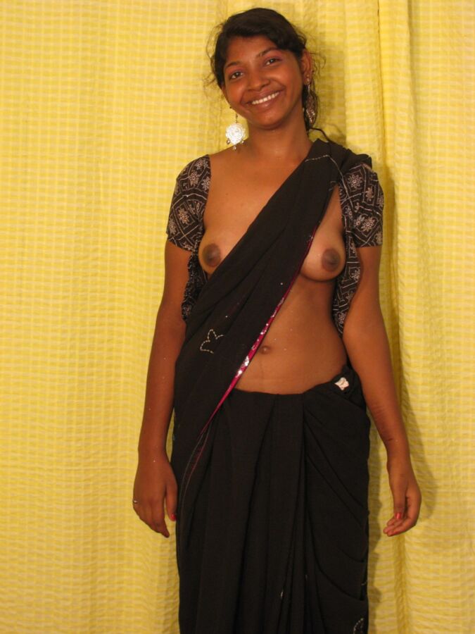 Free porn pics of Indian Slut... 16 of 39 pics