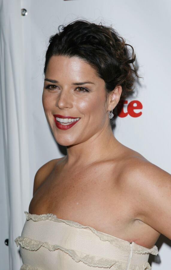 Free porn pics of Neve Campbell 10 of 193 pics