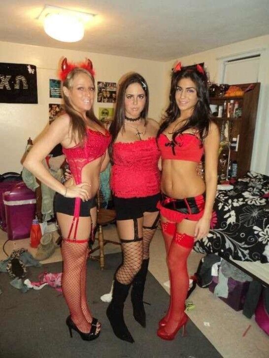 Free porn pics of A COLLECTION OF DEVIL WOMEN... 22 of 103 pics