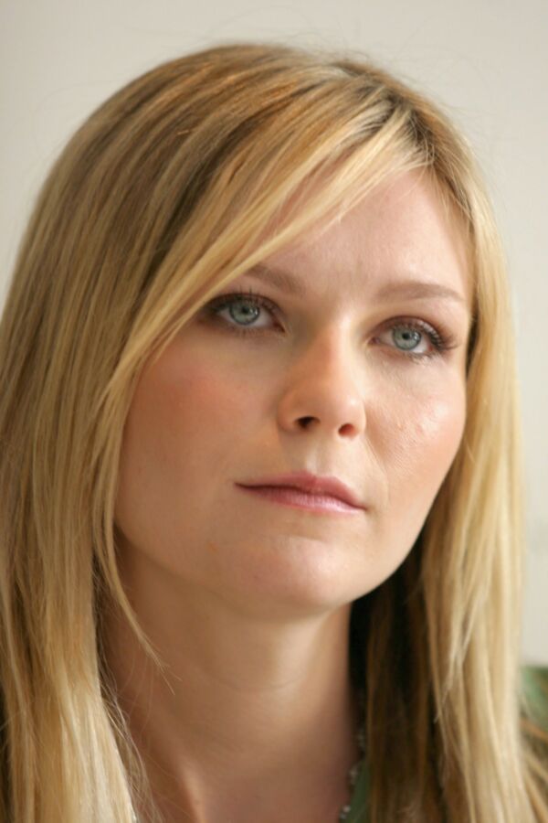 Free porn pics of Perfect Kirsten Dunst 1 of 23 pics