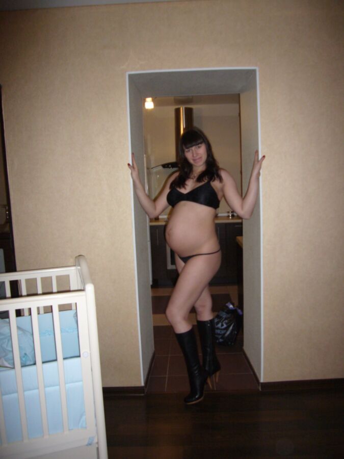 Free porn pics of Pregnant 2 of 6 pics