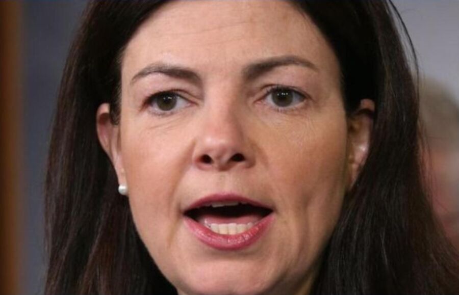 Free porn pics of I dream about conservative Kelly Ayotte 7 of 50 pics