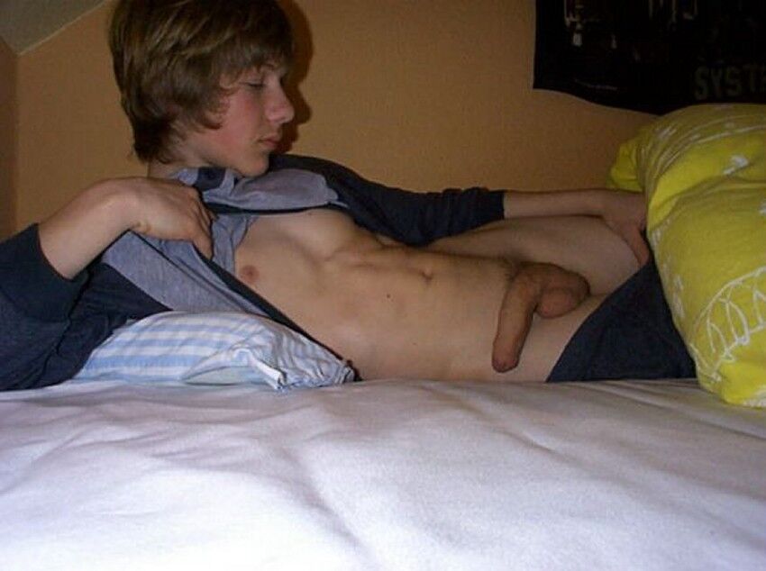Free porn pics of Hung Twink - Toby 24 of 46 pics