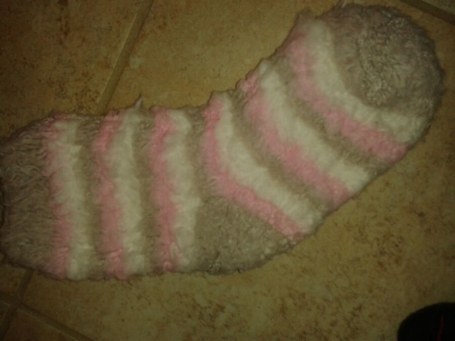 Free porn pics of Young teen Sophie well worn fuzzy socks!!!! 6 of 9 pics