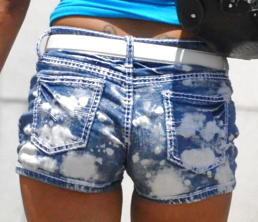 Free porn pics of Close up of Jeans Shorts Ass 5 of 40 pics