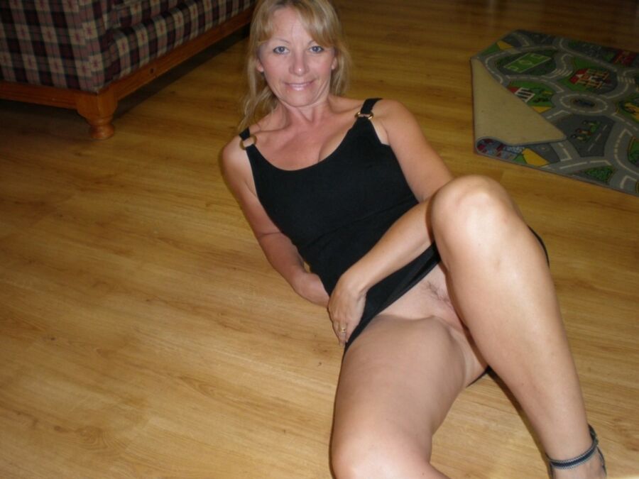 Free porn pics of Blonde Granny 1 of 303 pics