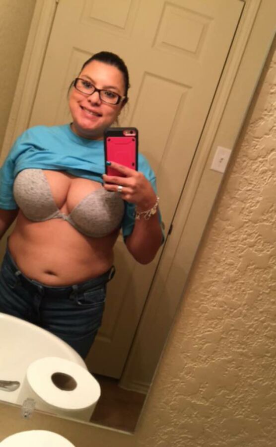 Free porn pics of Bra stuffed in pussy Chubby teen tits Puta del barrio  2 of 53 pics