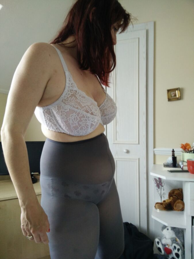 Free porn pics of in gray pantyhose 3 of 4 pics