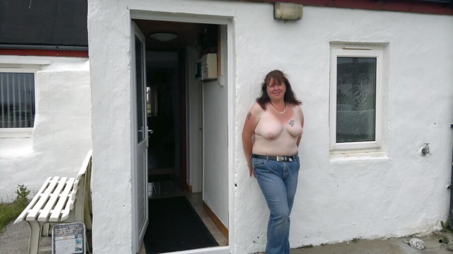 Free porn pics of Karen Of Nottinghamshire 5 of 9 pics