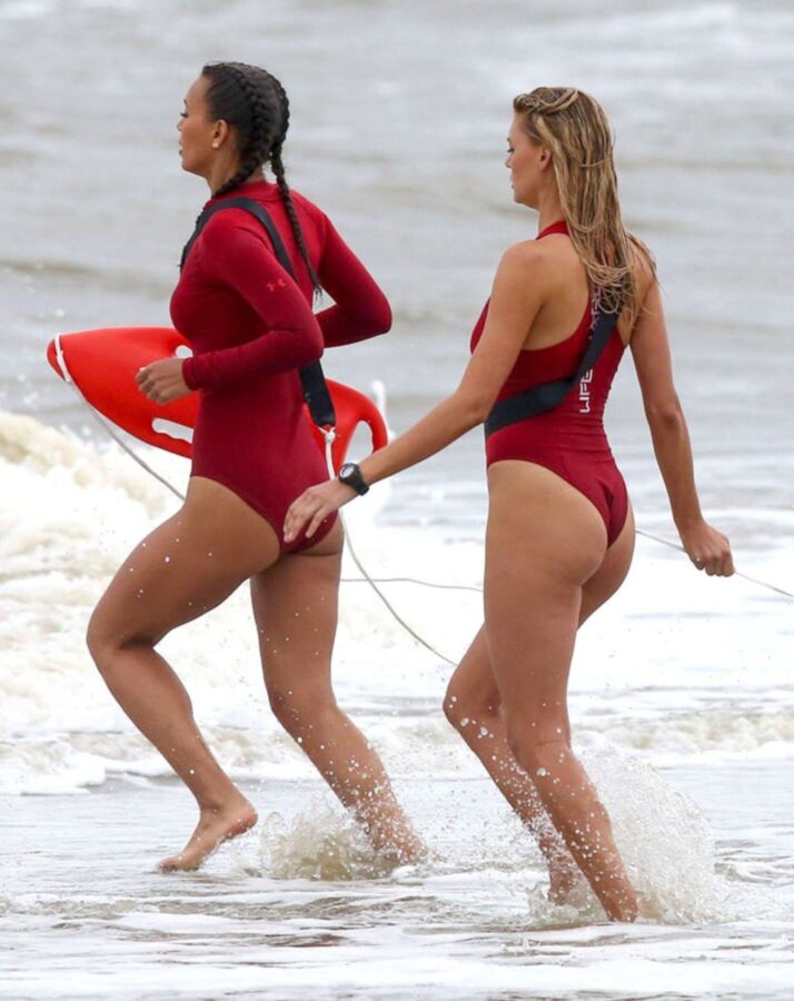Free porn pics of Kelly Rohrbach ass - Baywatch 11 of 116 pics