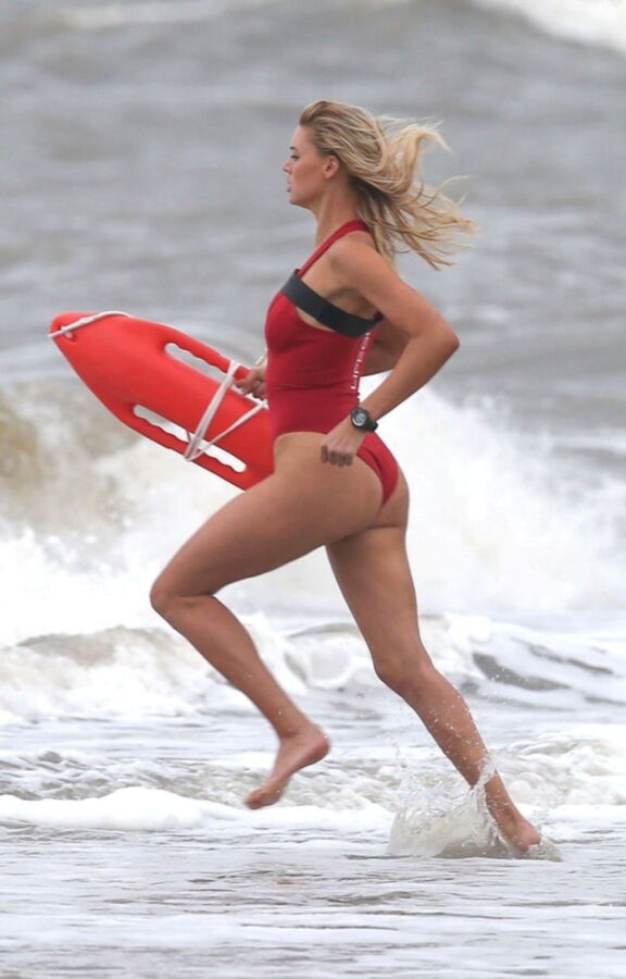 Free porn pics of Kelly Rohrbach ass - Baywatch 10 of 116 pics