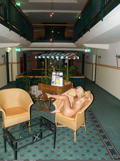 Free porn pics of Hotels, motel, and Elevators  1 of 37 pics