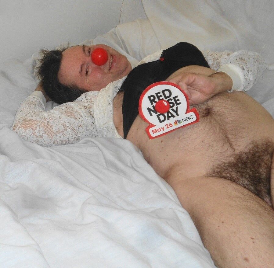 Free porn pics of red nose day 4 of 24 pics