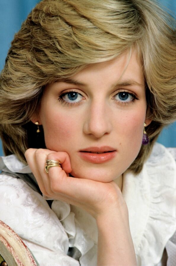 Free porn pics of Princess Diana needs a big load of sperm in her face 1 of 8 pics