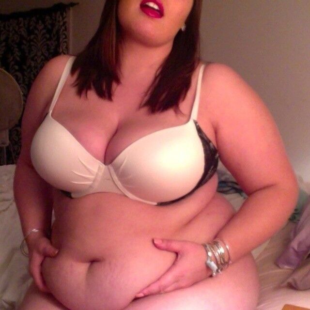 Free porn pics of amazing fat belly Lusy 8 of 15 pics