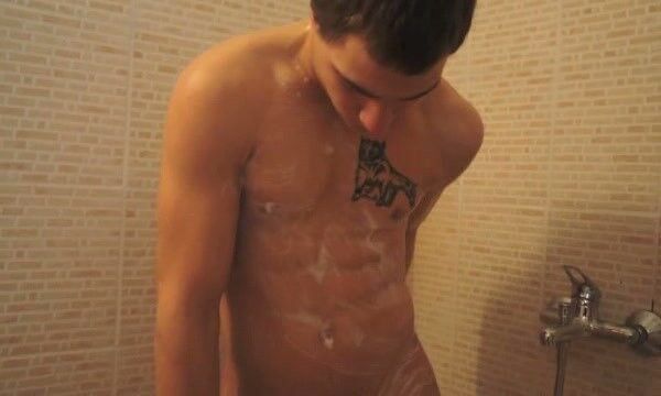Free porn pics of Hot boy showering 6 of 180 pics