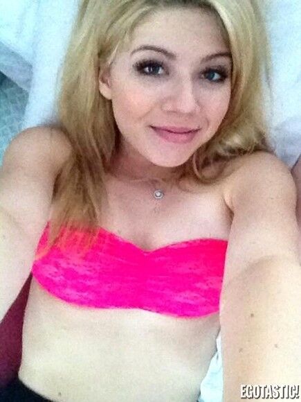 Free porn pics of Jennette McCurdy, Nickalodeon star 1 of 12 pics