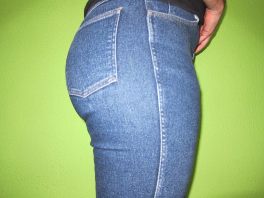 Free porn pics of Tight jeans 10 of 16 pics
