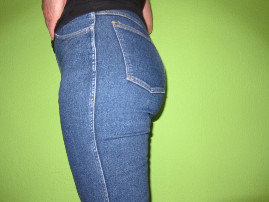 Free porn pics of Tight jeans 11 of 16 pics