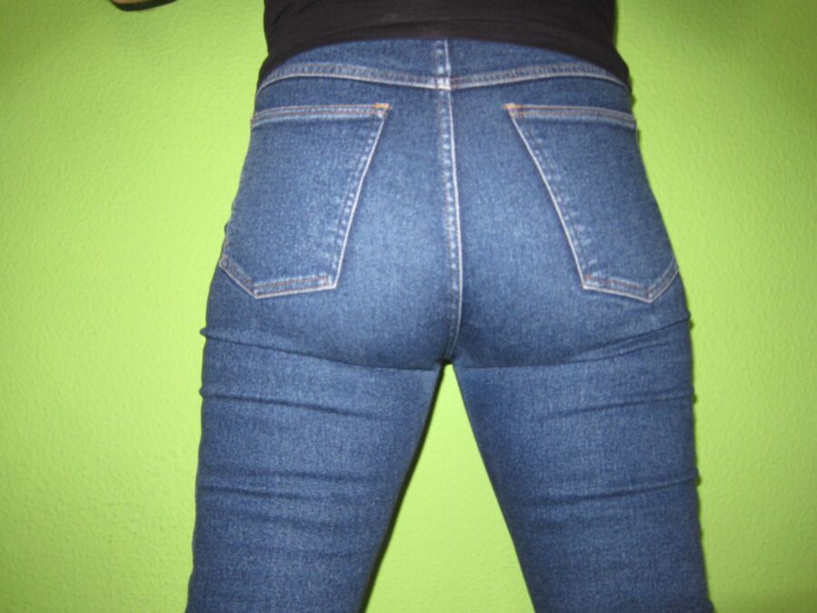 Free porn pics of Tight jeans 5 of 16 pics