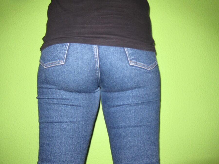 Free porn pics of Tight jeans 6 of 16 pics