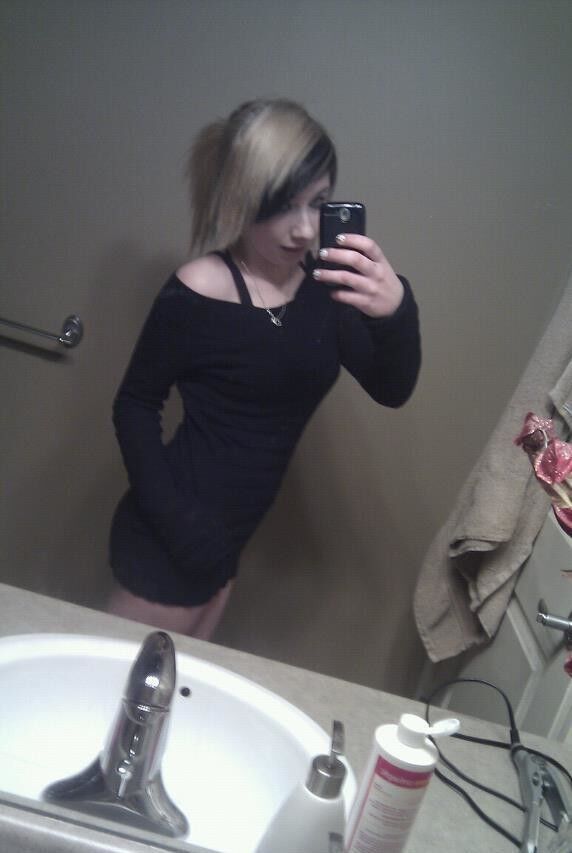 Free porn pics of how would you fucck this emo slut lexie 10 of 15 pics