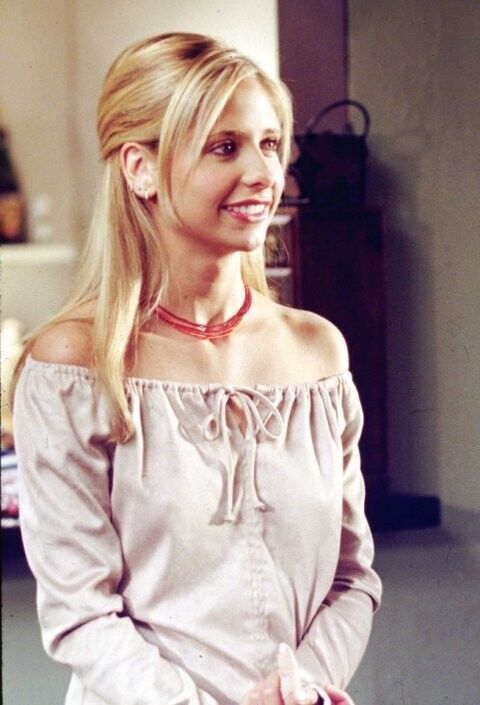 Free porn pics of Sarah Michelle Gellar - Slayer of Hearts 4 of 9 pics