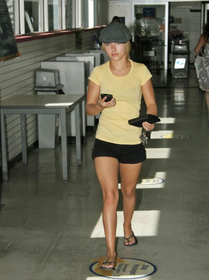 Free porn pics of Hayden Panettiere in shorts 1 of 229 pics