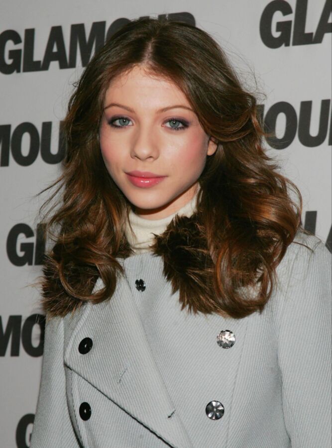 Free porn pics of Michelle Trachtenberg - Assorted 11 of 19 pics