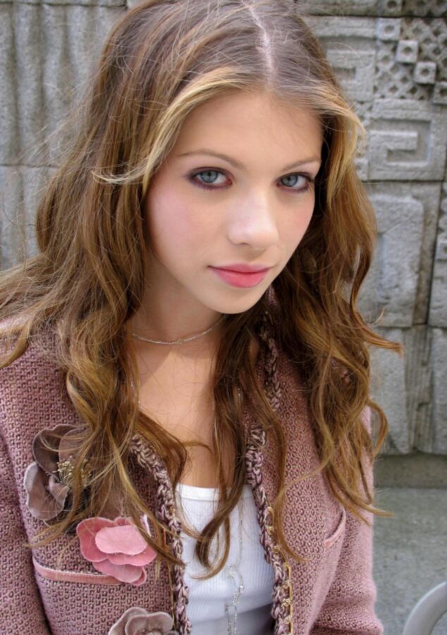 Free porn pics of Michelle Trachtenberg - Assorted 12 of 19 pics