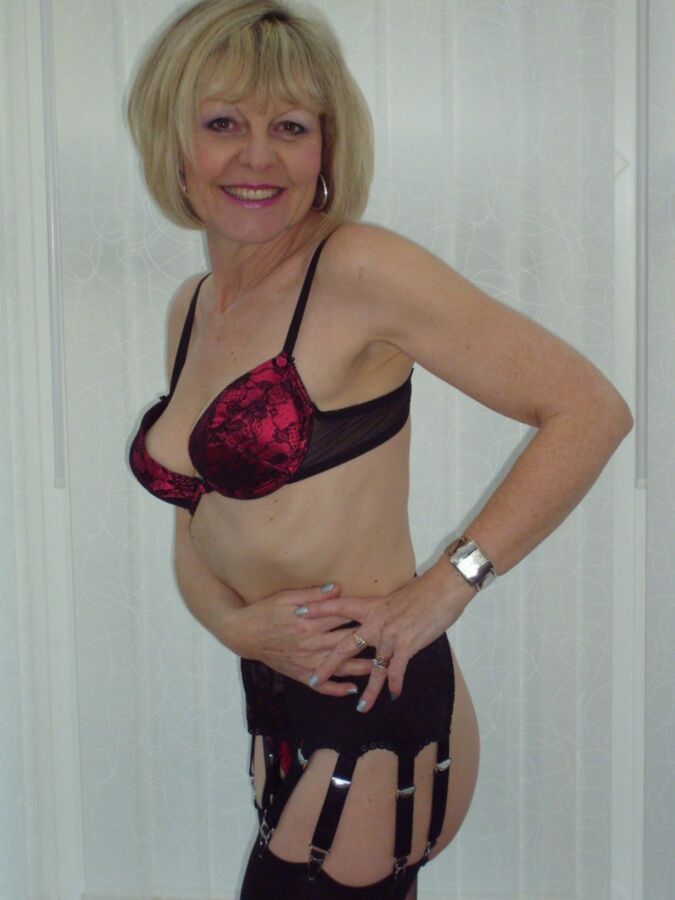 Free porn pics of GILF-y goodness 17 of 295 pics