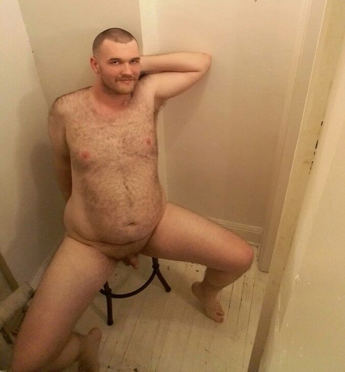 Free porn pics of naked chub (new pics) 3 of 12 pics