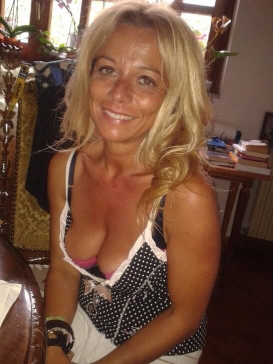 Megan salias nude pussy