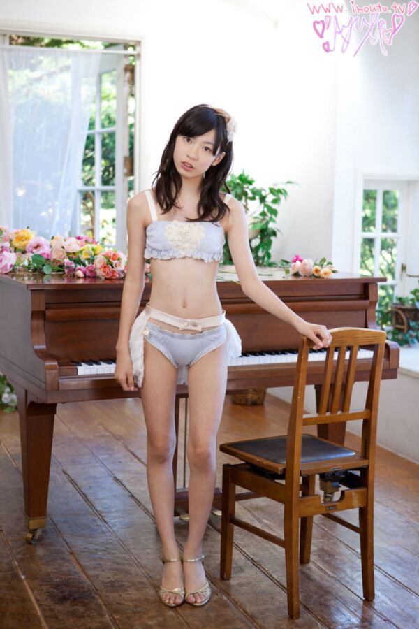Free porn pics of JAPANESE SCHOOLGIRS no nude  1 of 10 pics