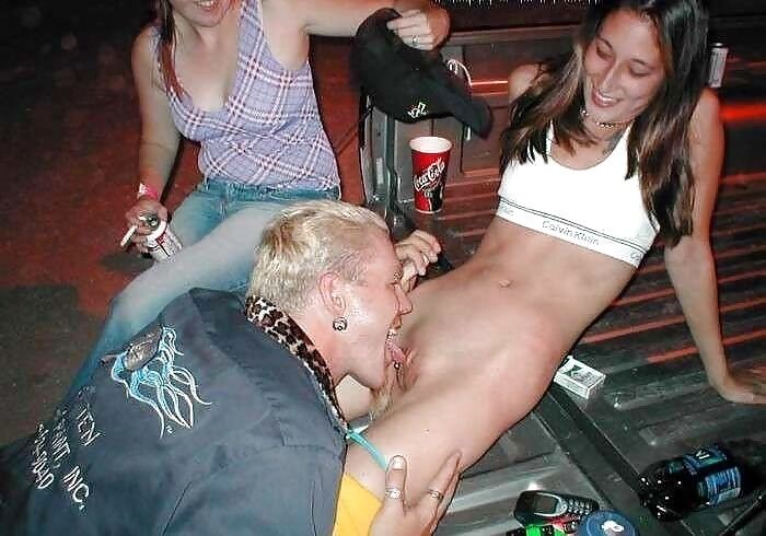Makeout fingering sexy drunk