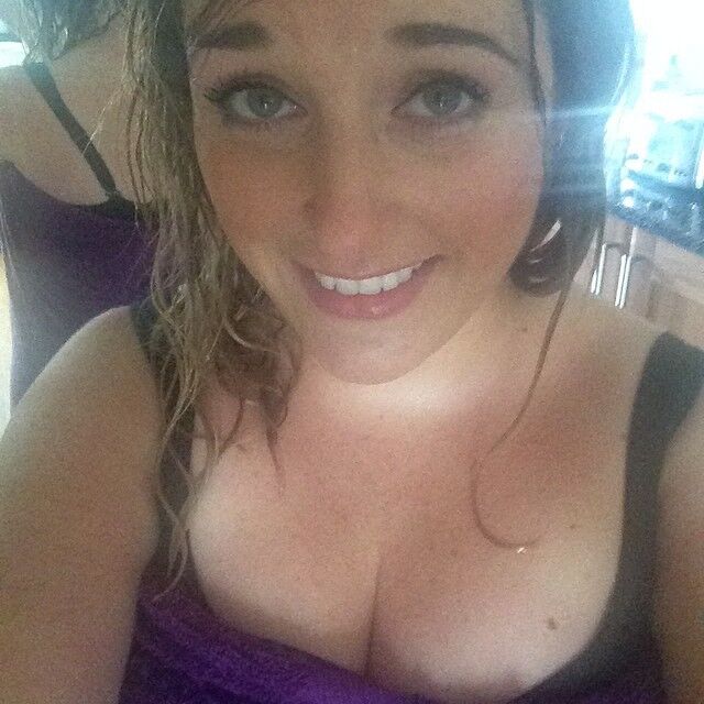 Free porn pics of Bitch face for cum drowning 5 of 31 pics