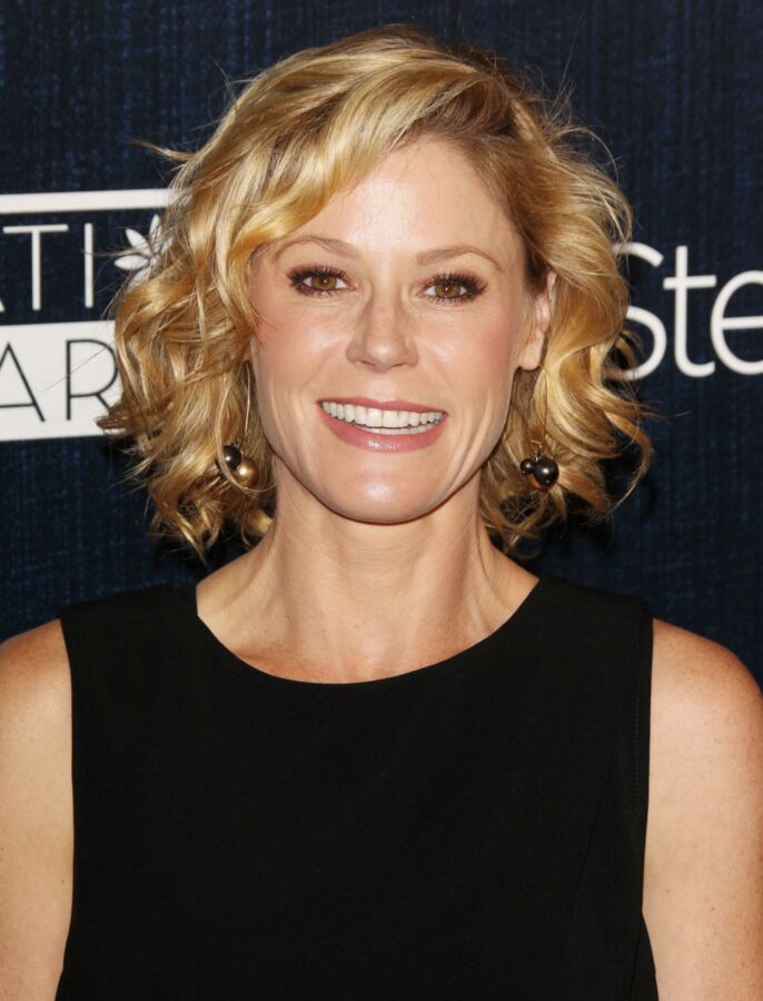Free porn pics of Arsenist Album - Julie Bowen, Mother from Modern Family 21 of 27 pics