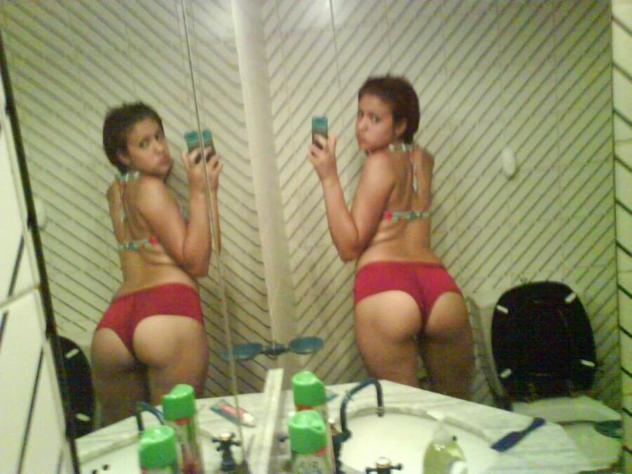 Free porn pics of Young Latinas  5 of 46 pics