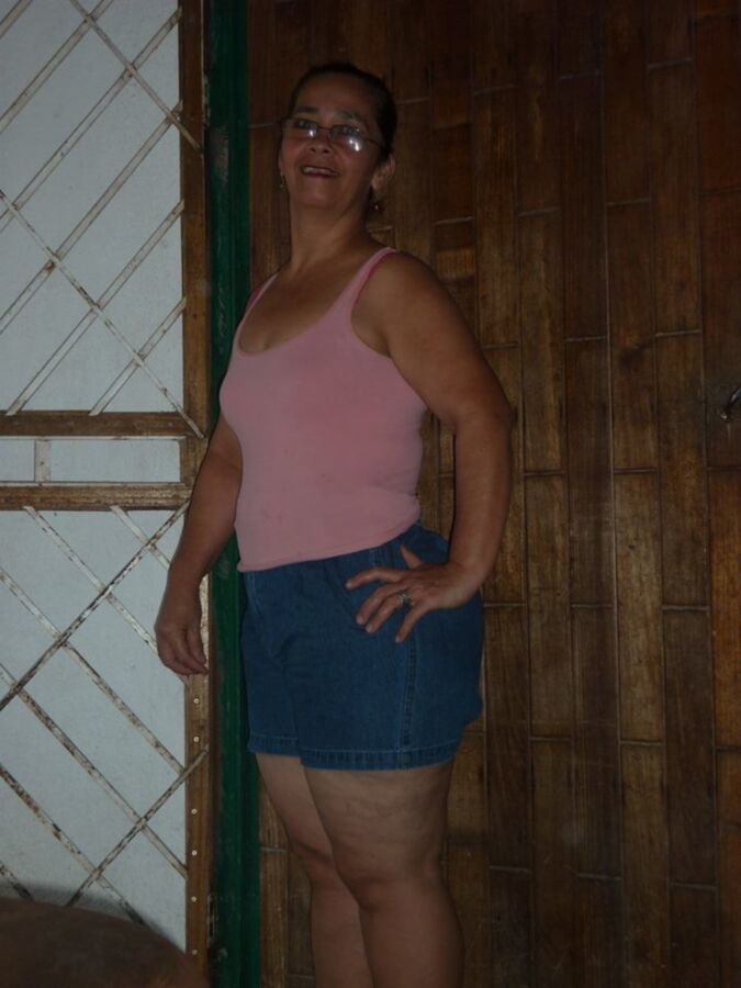 Free porn pics of PEARS - Costa Rican Granny, Dey 16 of 59 pics