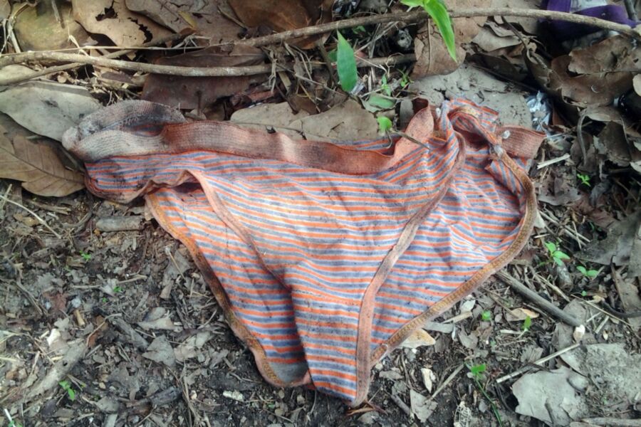 Free porn pics of Some panties I found by the roadside 4 of 4 pics