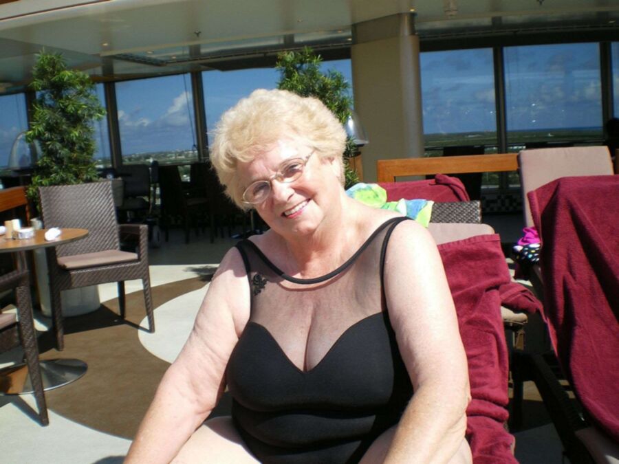 Gemischtrassiger Granny Große Pov