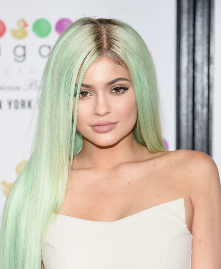 Free porn pics of Cum Tribute: Kylie Jenner 1 of 5 pics