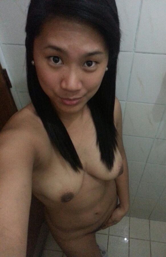 Free porn pics of Filipina Slut 5 of 35 pics