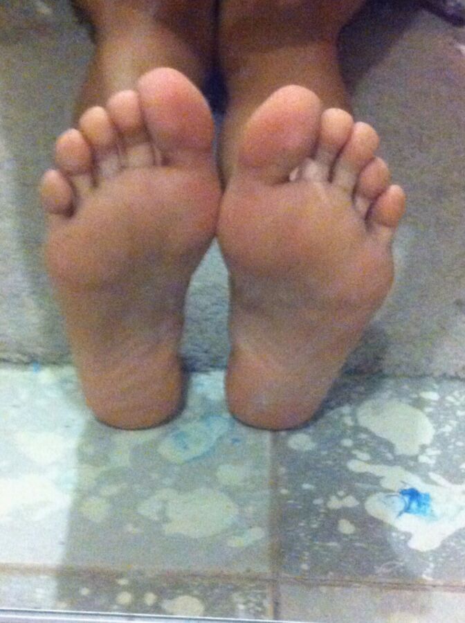 Free porn pics of Mexican feet soles 18 of 30 pics